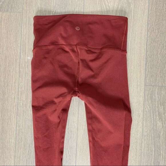 Lululemon Reveal 7/8  Tights Deep Rouge Leggings Mesh Dotted Seamless Size XS - Picture 10 of 16